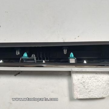 Eront door trim panel C00013654