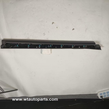 Eront door trim panel C00013655