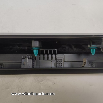 Eront door trim panel C00013655